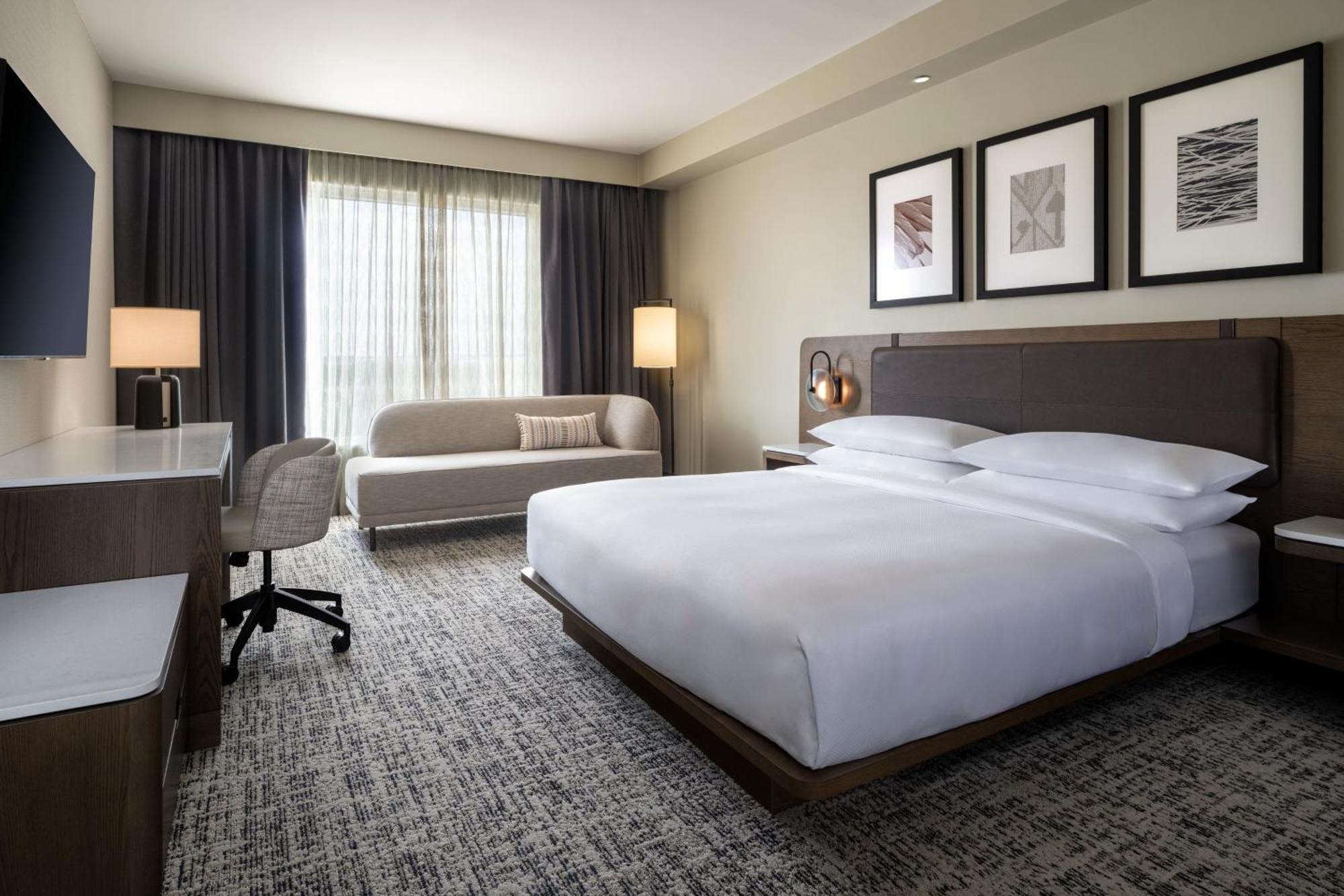 Hotel Delta By Marriott Convention Center *
